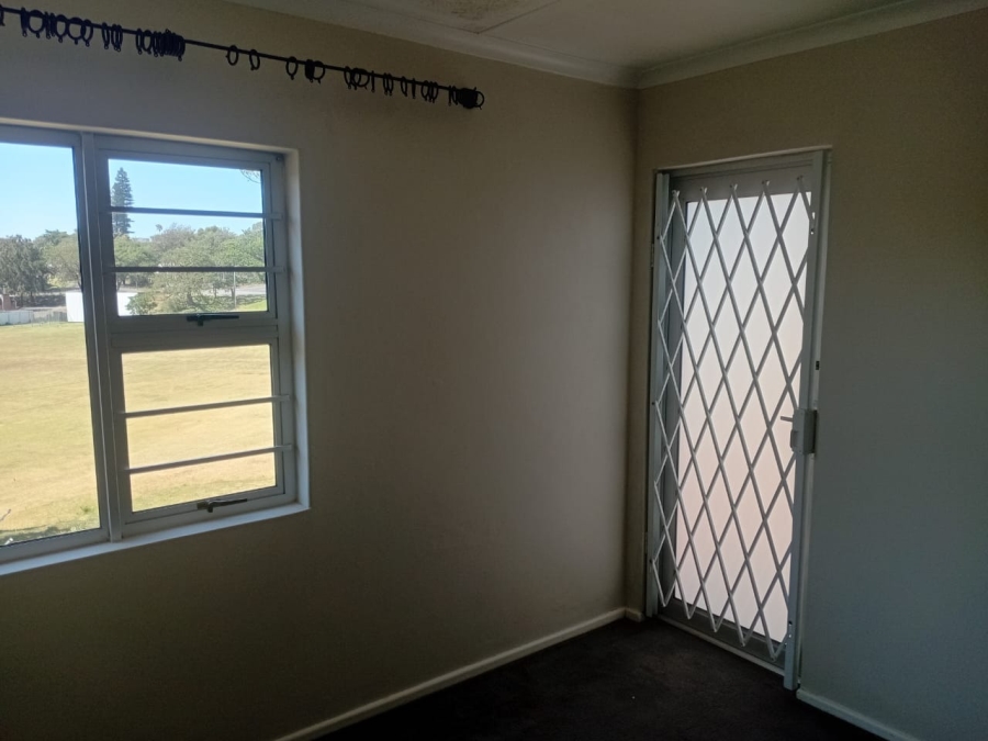 To Let 3 Bedroom Property for Rent in Selborne Eastern Cape